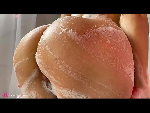 ❤️ Brunette, Duşda Güclü Orgazm Vermək üçün Vibratorla Pişiyi Mastürbasyon Etdirir Porno bizdə